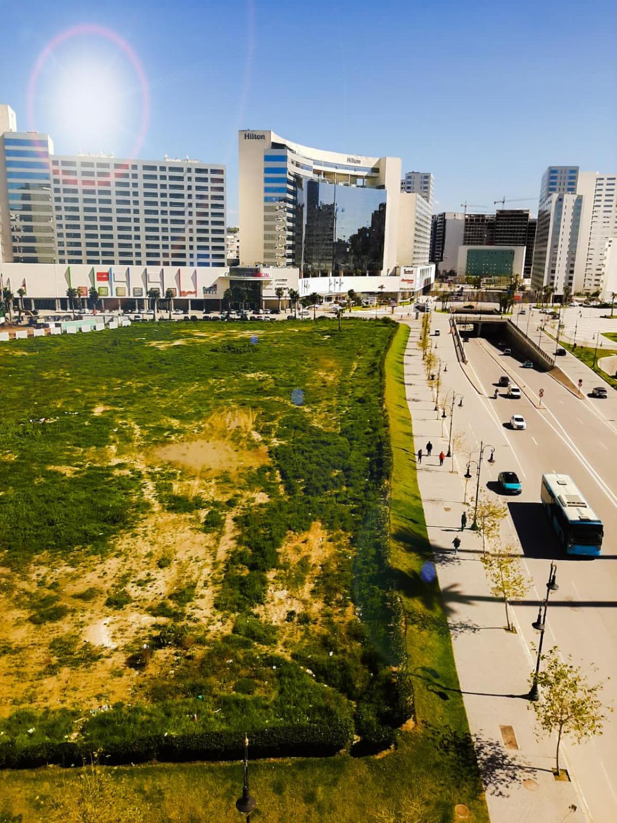 Nouveau Appartement Au Plein Centre Ville En Face Hilton & La Gare De Train Tgv M2 Tanger Kültér fotó