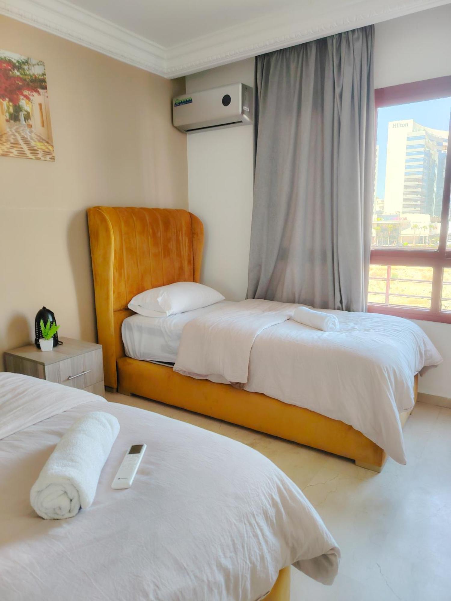 Nouveau Appartement Au Plein Centre Ville En Face Hilton & La Gare De Train Tgv M2 Tanger Kültér fotó